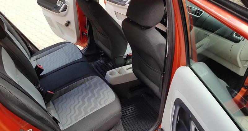 Skoda Fabia cena 15900 przebieg: 125000, rok produkcji 2007 z Strzegom małe 742